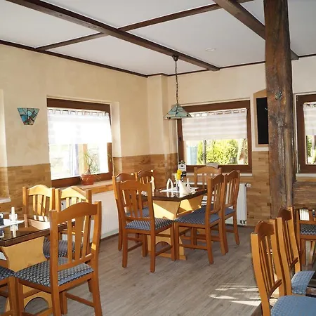 بيت ضيافة Gasthaus Am Waldbad