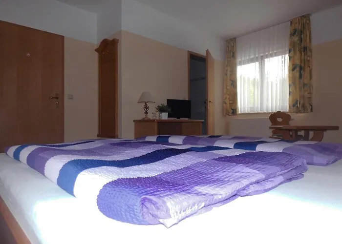 Gasthaus Am Waldbad Konukevi Mosbach (Thuringia)